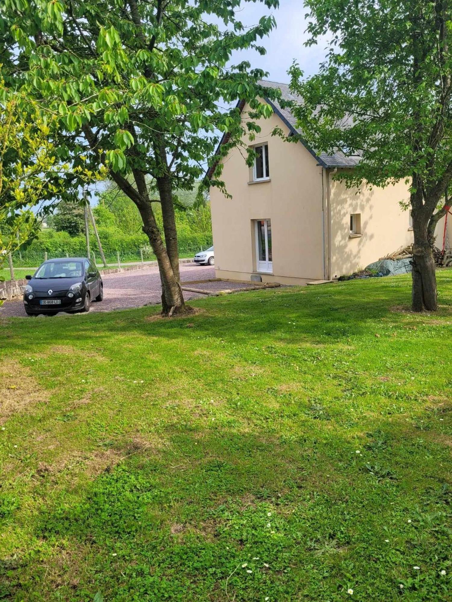 L Etablissement Gold Beach Propose 1 Hebergement , Maison 80M2 Avec Terrain 500M2, Parking Prive A 4 Min Du Port Artificiel D Arromanches, Services Accueil Personnalise, Lits Faits, Serviettes, Menage, Netflix, Wifi Ryes Exterior foto